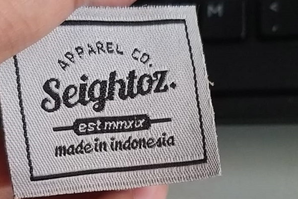 Label Baju Apparel Seightoz Made in Indonesia